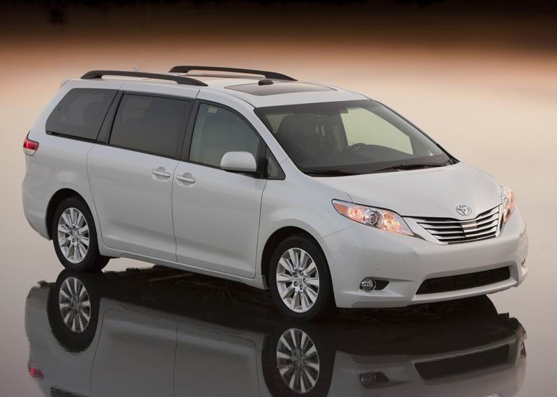 Toyota-Sienna.jpg