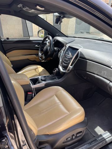 קאדילק SRX