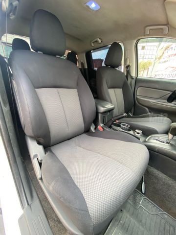 מיצובישי טרייטון / L200