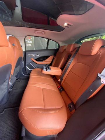 יגואר I-Pace