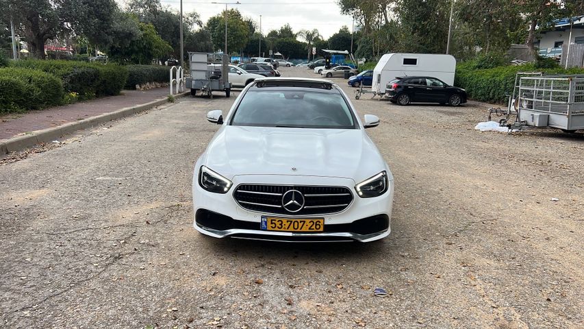 מודעת רכב מרצדס-בנץ E-class