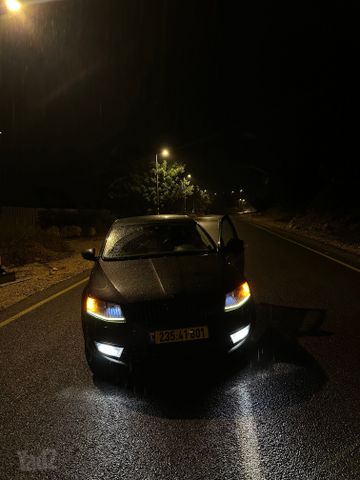 אוקטביה  Special Edition אוט׳ סדאן 1.8 (180 כ״ס)