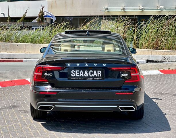 וולוו S60