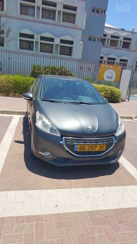 פיג'ו 208