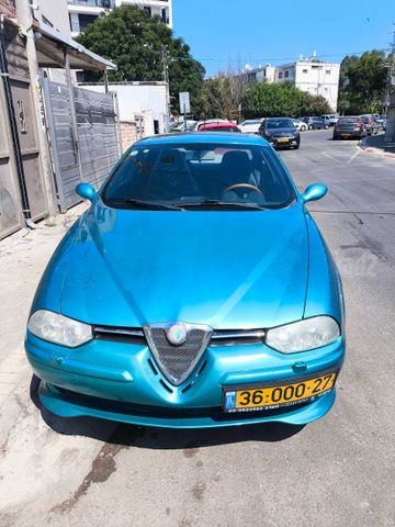 אלפא רומיאו 156