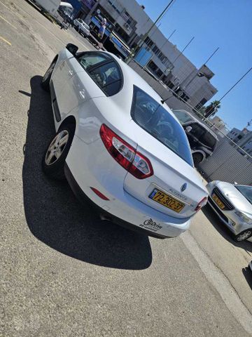 רנו פלואנס