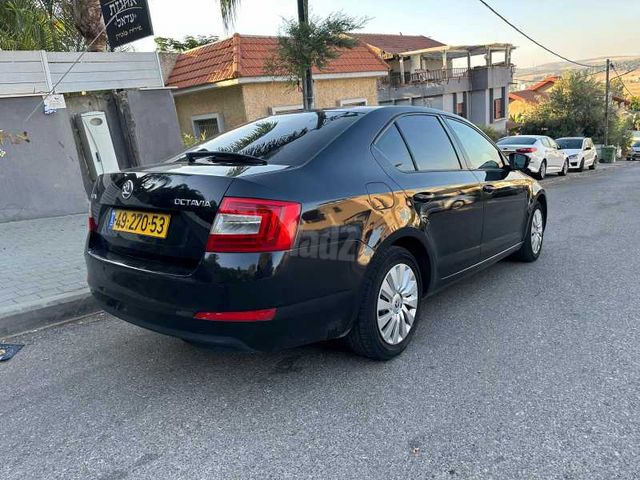 סקודה אוקטביה