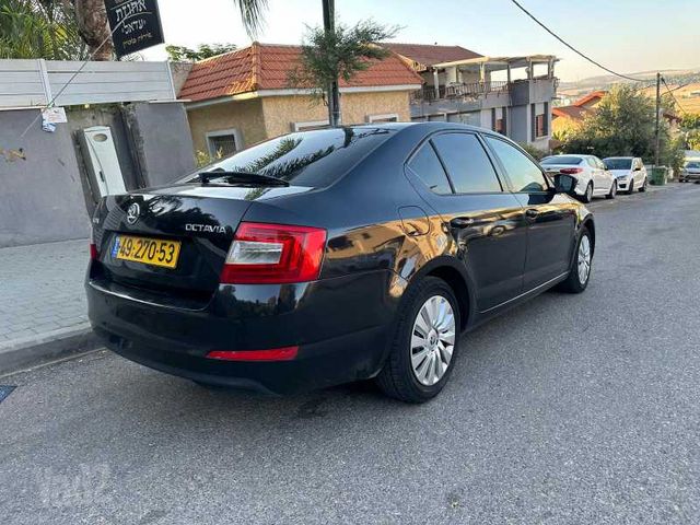 סקודה אוקטביה