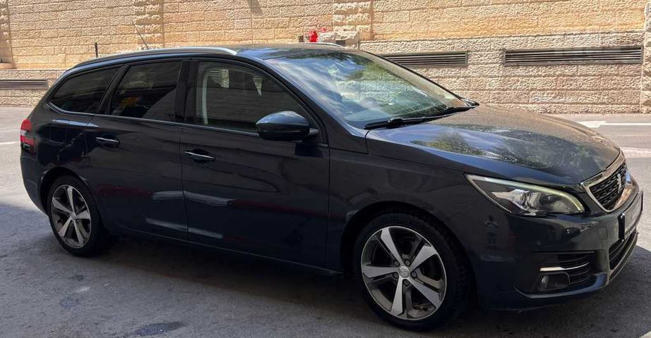 פיג'ו 308
