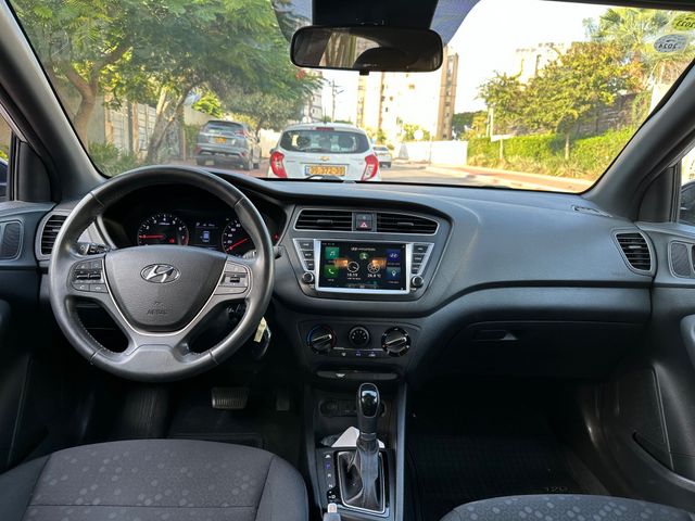 יונדאי i20
