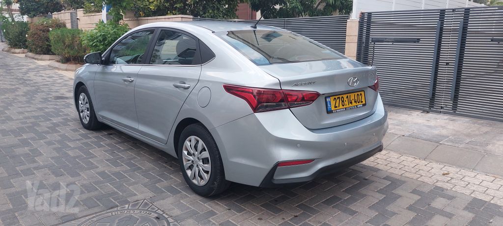 יונדאי אקסנט i25