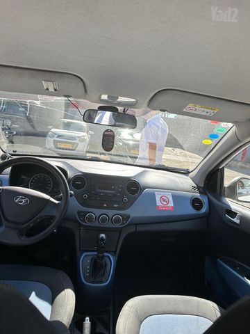 יונדאי i10