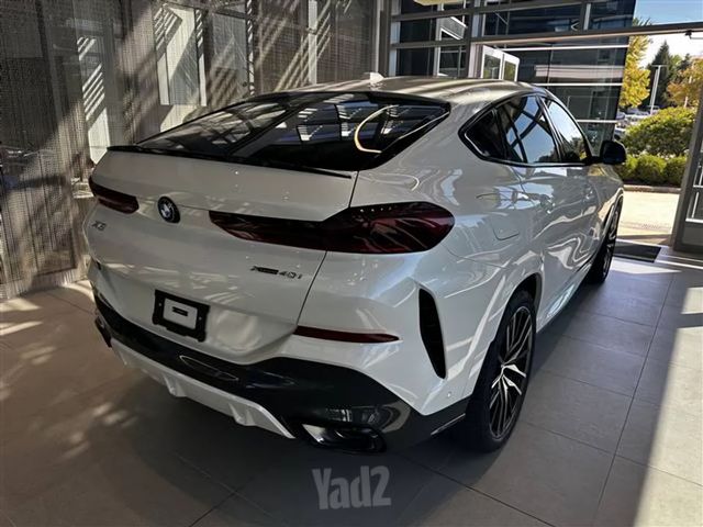 ב מ וו X6