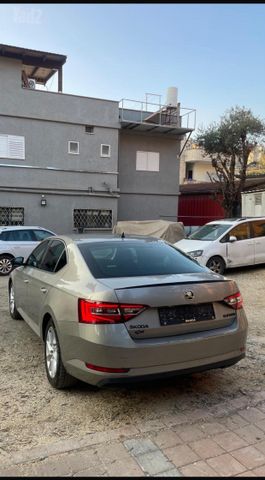 סקודה סופרב