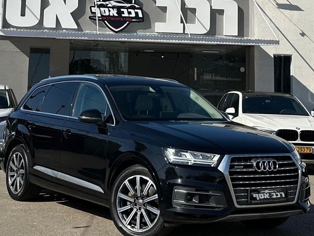 אאודי Q7