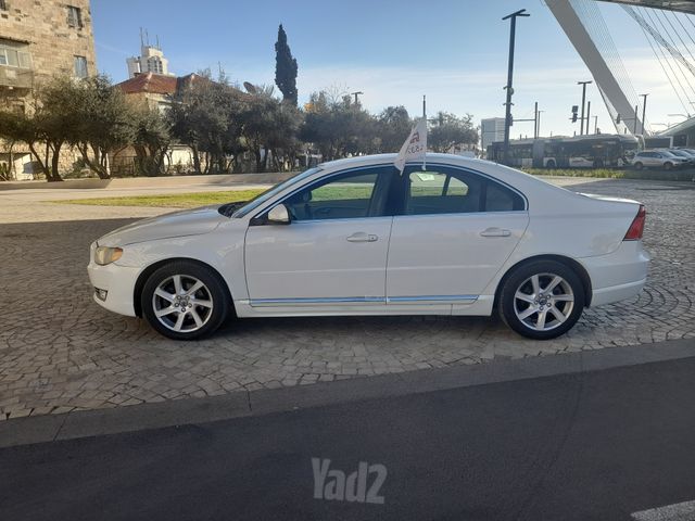 וולוו S80