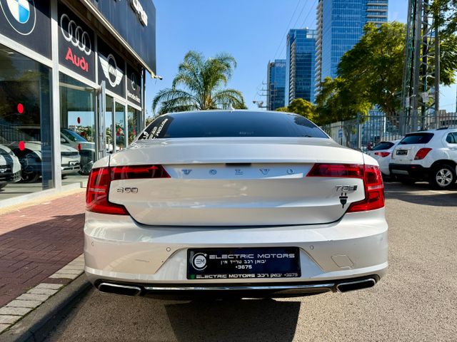 וולוו S90