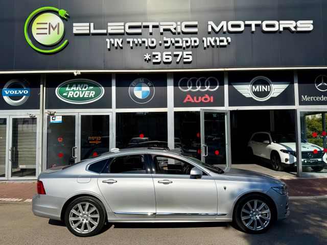 וולוו S90