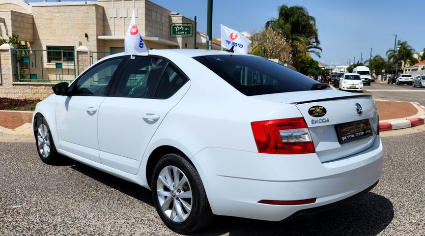 סקודה אוקטביה
