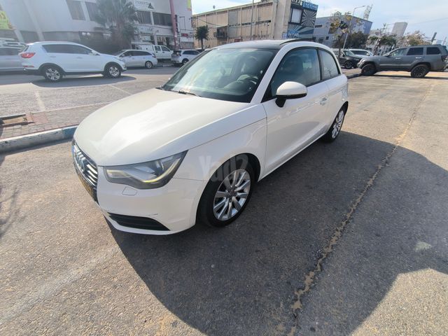 אאודי A1