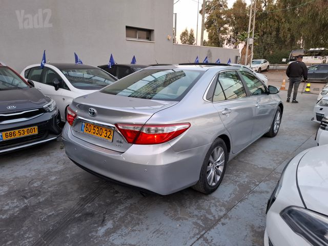 טויוטה קאמרי