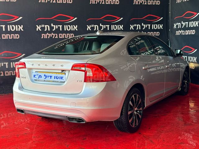 וולוו S60