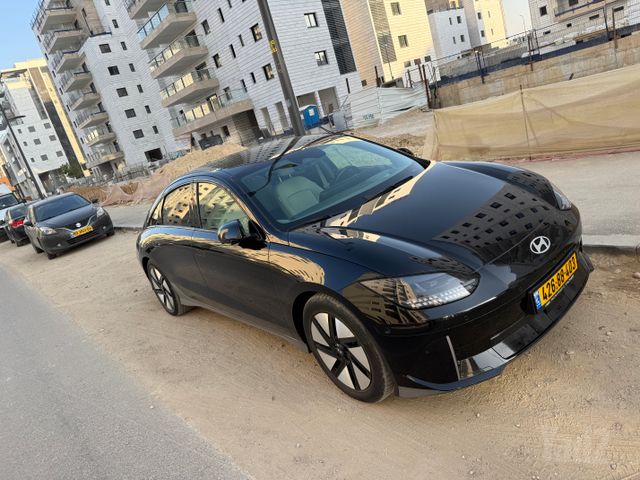 יונדאי איוניק 6