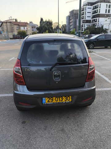 יונדאי i10