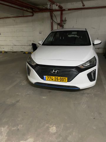 יונדאי איוניק