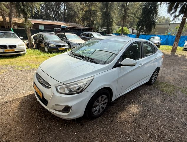 יונדאי אקסנט i25