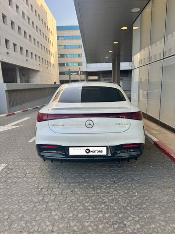 מרצדס-בנץ EQS