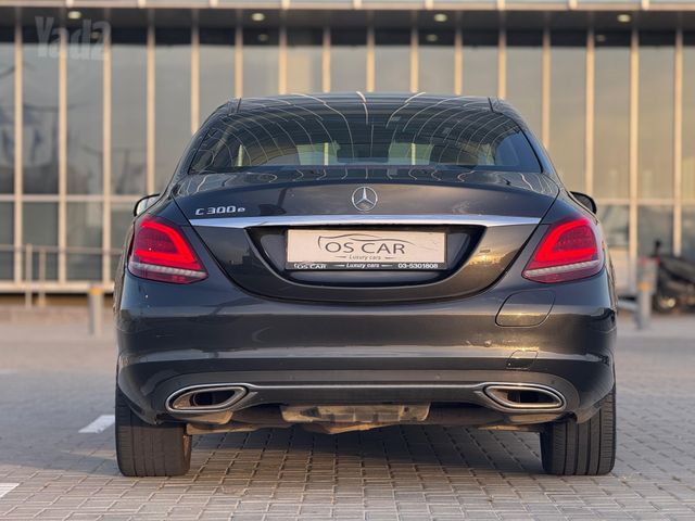מרצדס-בנץ C-class