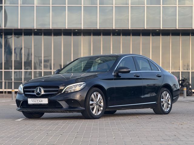 מודעת רכב מרצדס-בנץ C-class