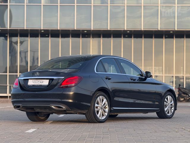 מרצדס-בנץ C-class