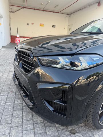 ב מ וו X6