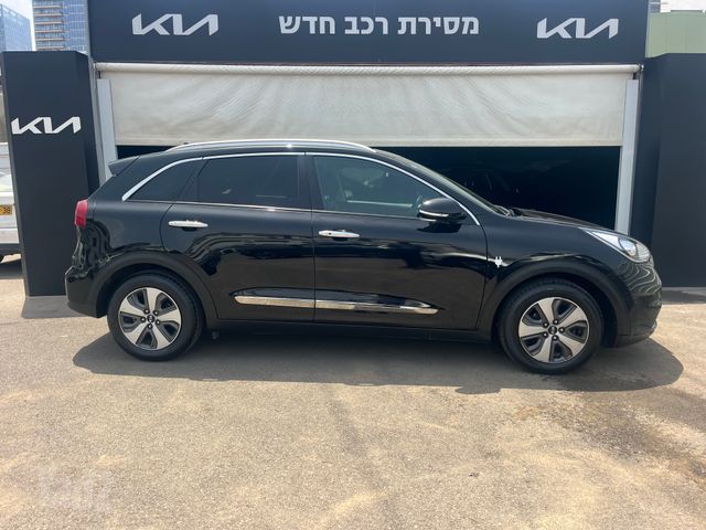 קיה נירו