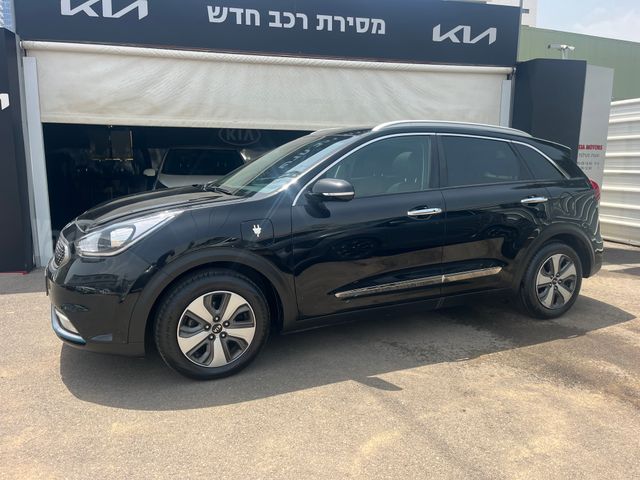 קיה נירו