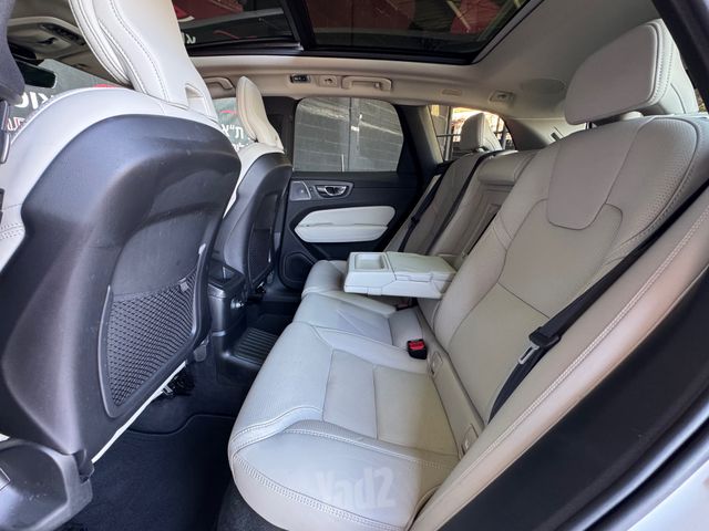 וולוו XC60