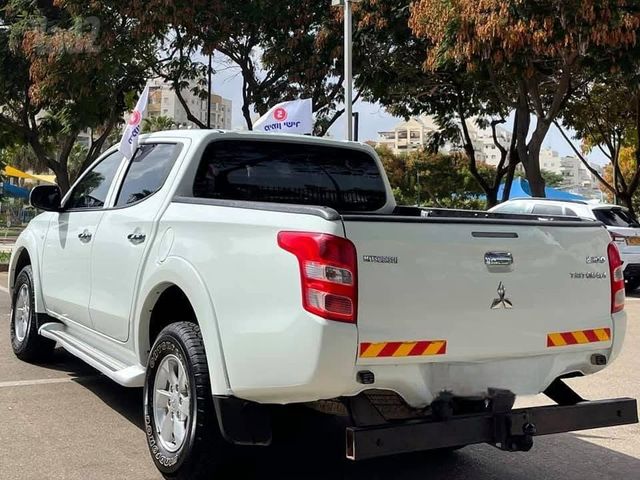 מיצובישי טרייטון / L200