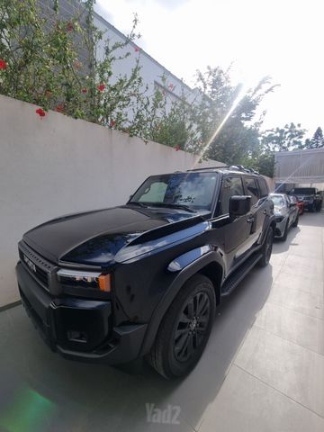 טויוטה לנד קרוזר