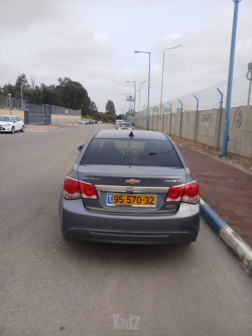 שברולט קרוז