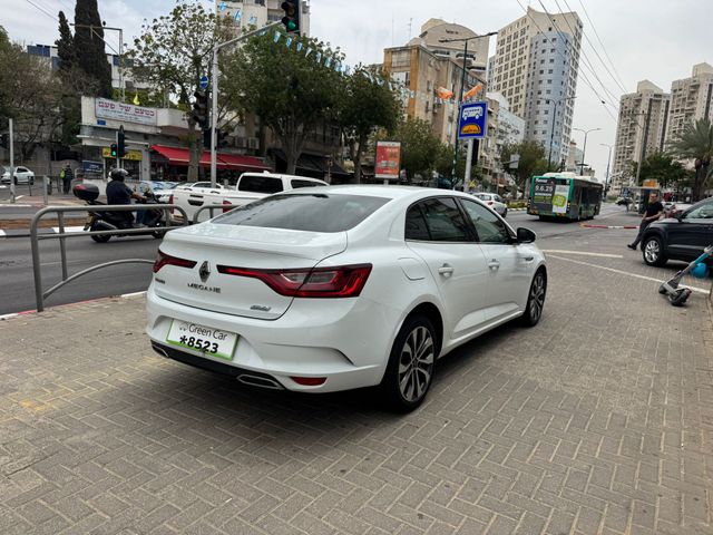 רנו מגאן