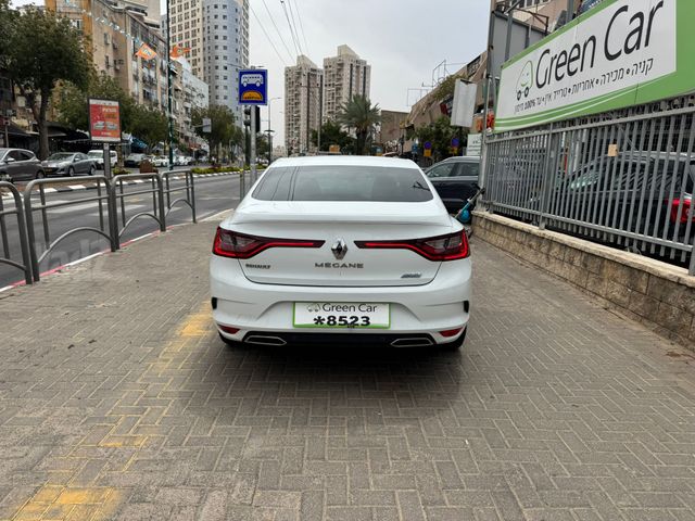 רנו מגאן