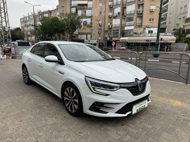 רנו מגאן