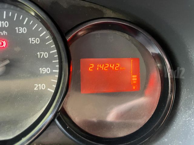 דאצ'יה דוקר