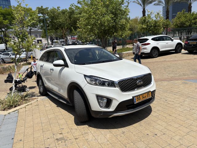 קיה סורנטו
