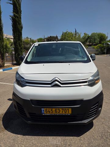 מודעת רכב סיטרואן ג'אמפי