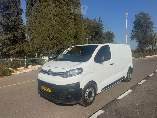 מודעת רכב סיטרואן ג'אמפי