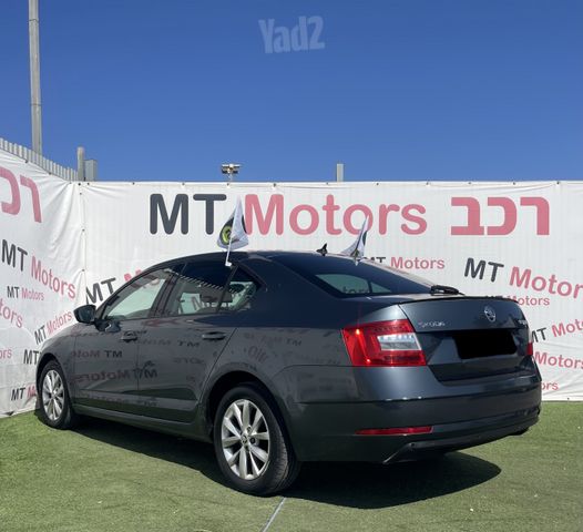 סקודה אוקטביה 
