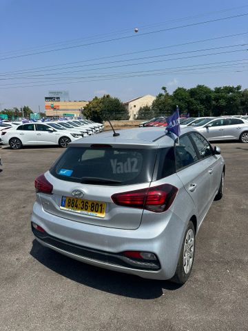 יונדאי i20